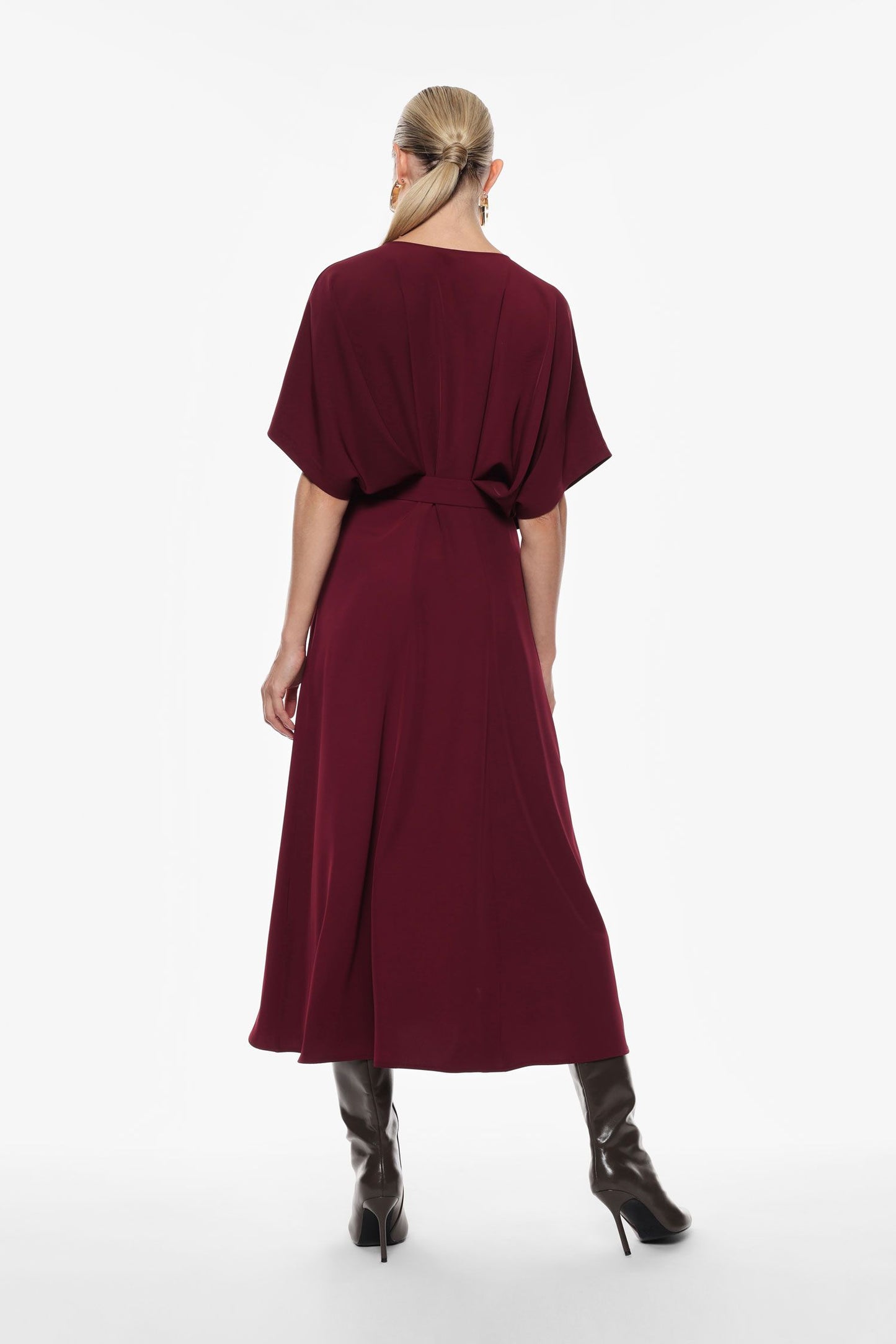Abito lungo elegante con cintura Imperial