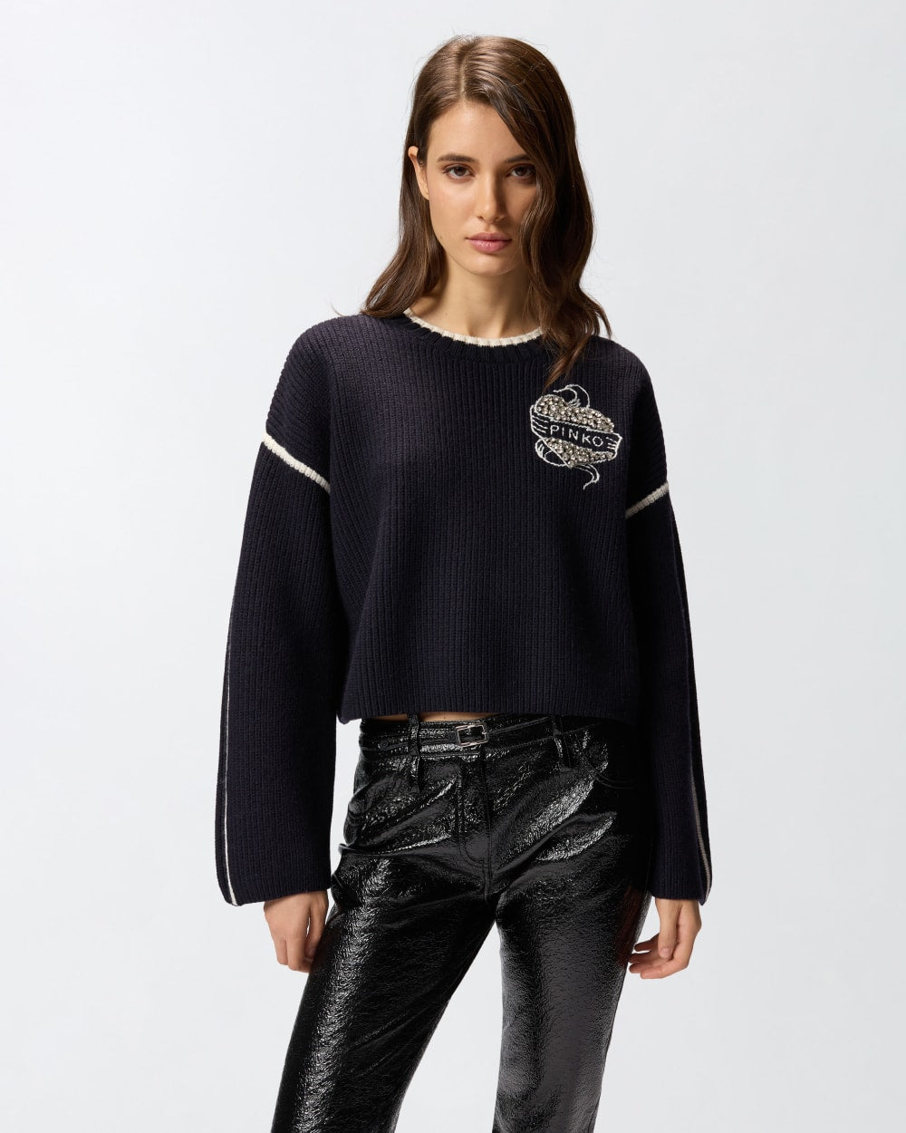 Maglione girocollo con ricami gioiello Pinko