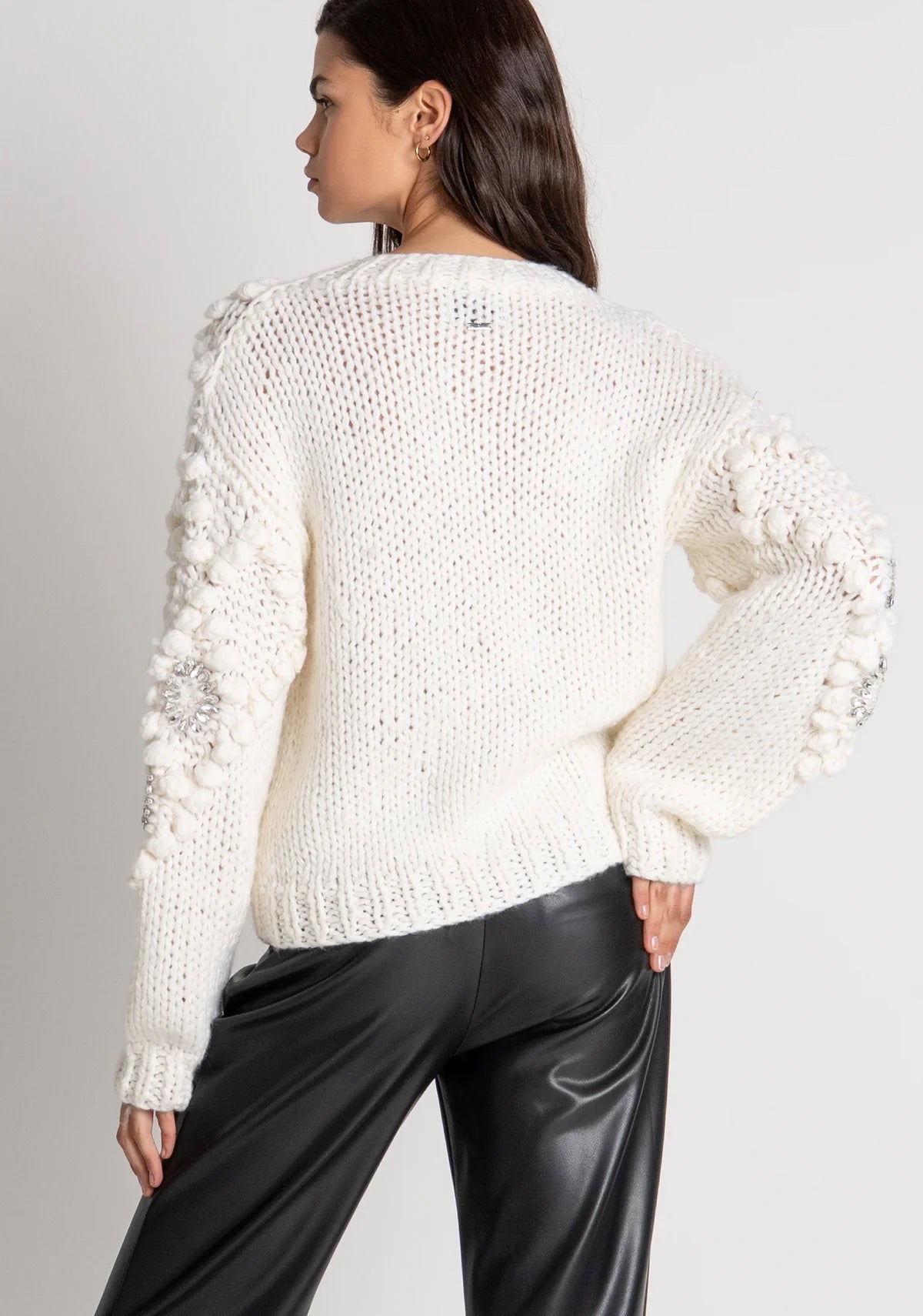 Cardigan regular con punto 3D e applicazioni gioiello Fracomina