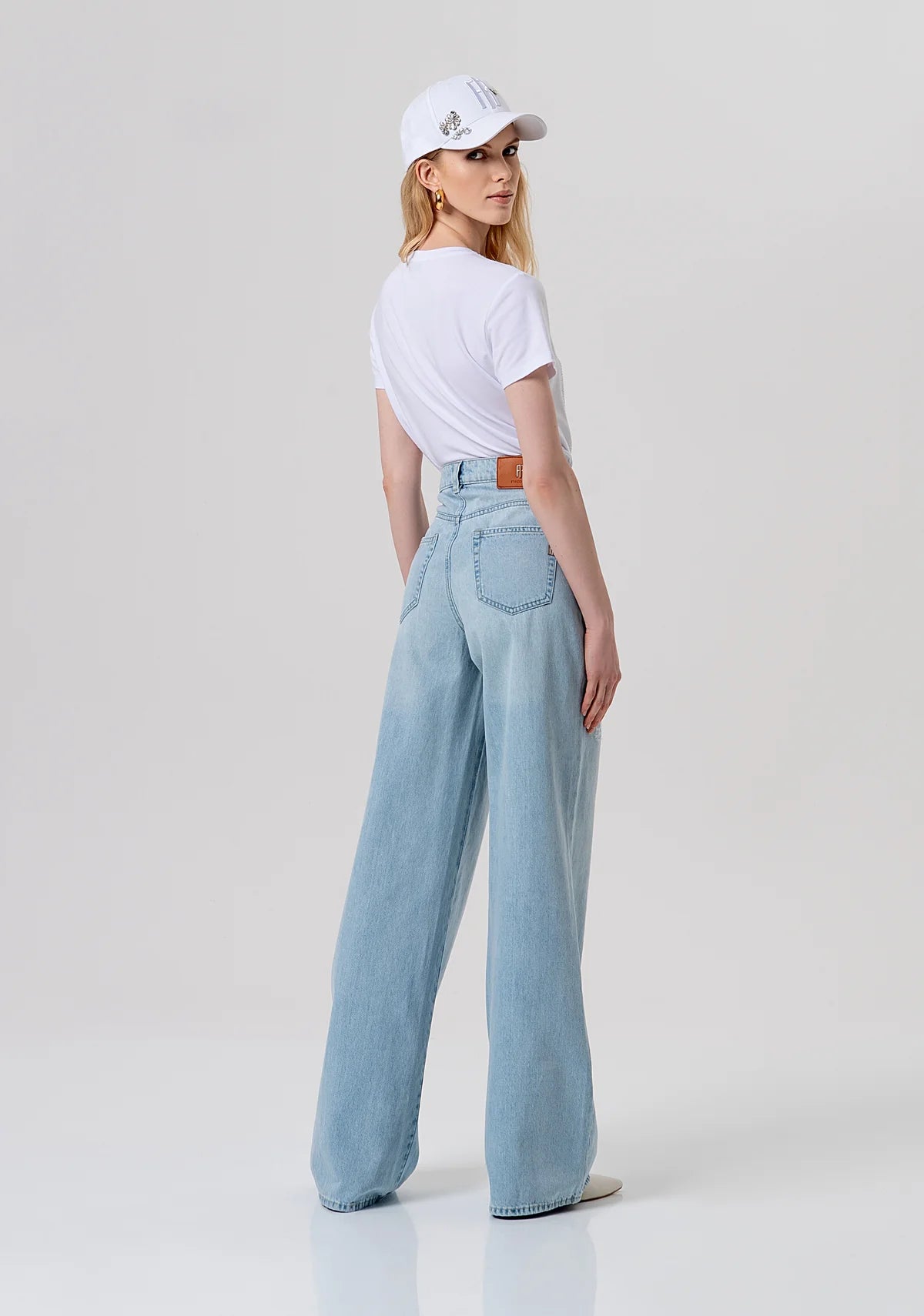 Jeans flare in denim con bleached Fracomina
