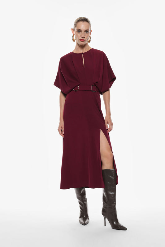 Abito lungo elegante con cintura Imperial