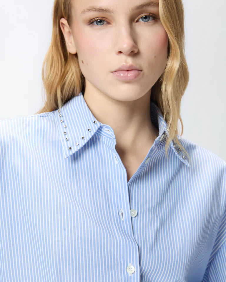 Camicia cropped a righe con colletto gioiello Pinko