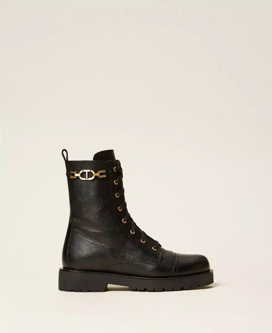 Anfibi in pelle con catena e Oval T TwinSet