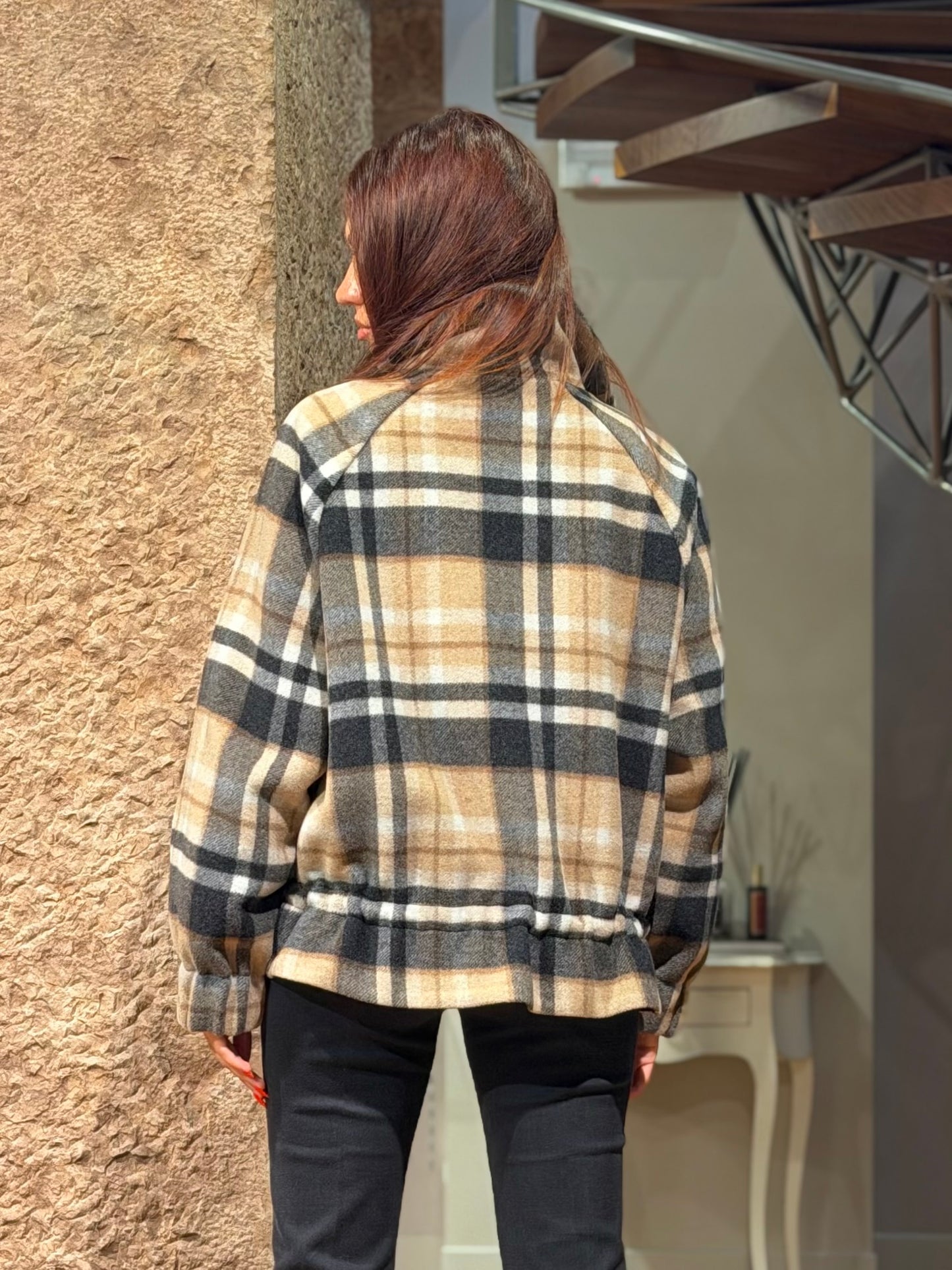 Caban con zip e fantasia check Pinko