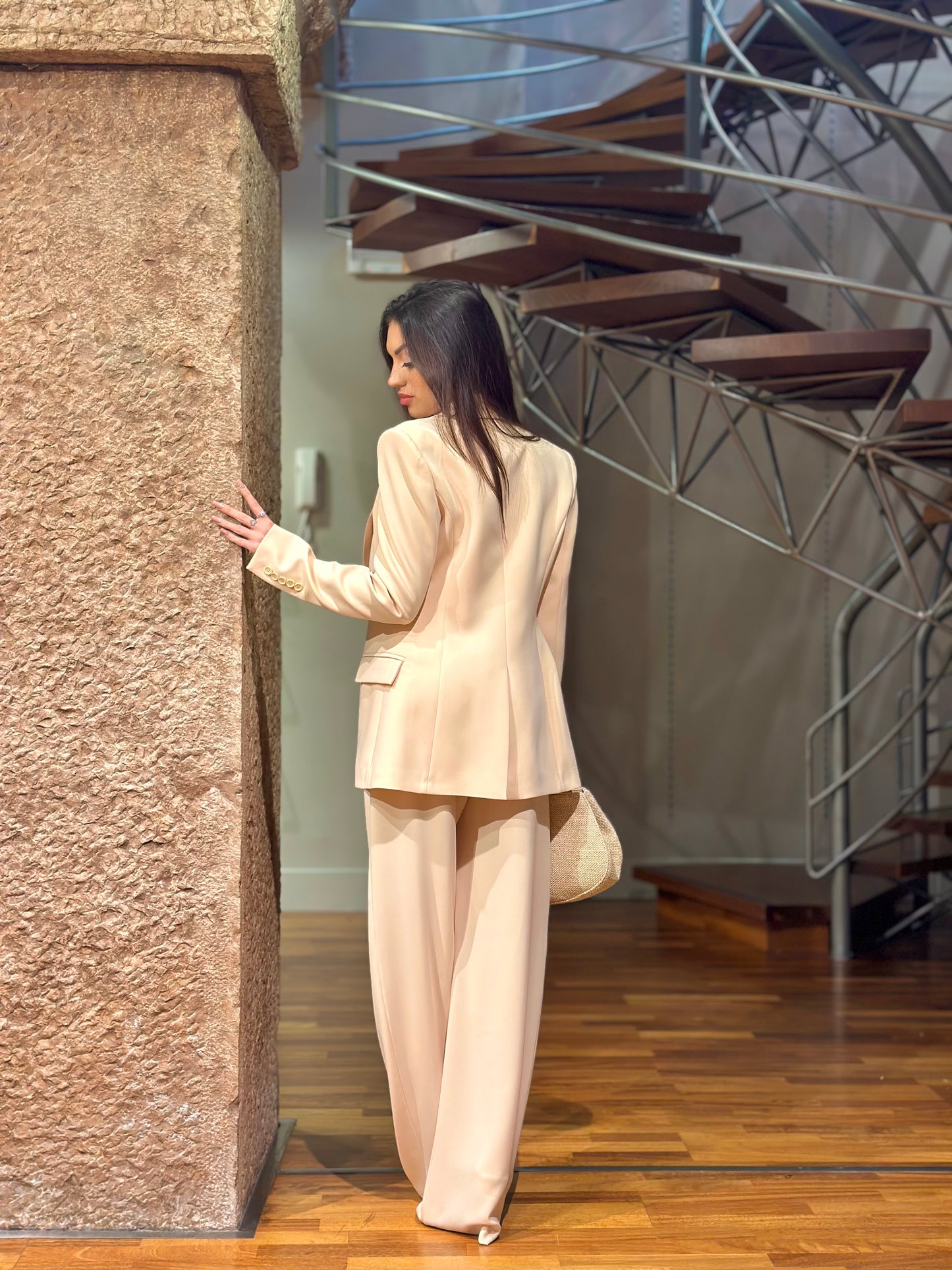 Blazer Bella AniyeBy