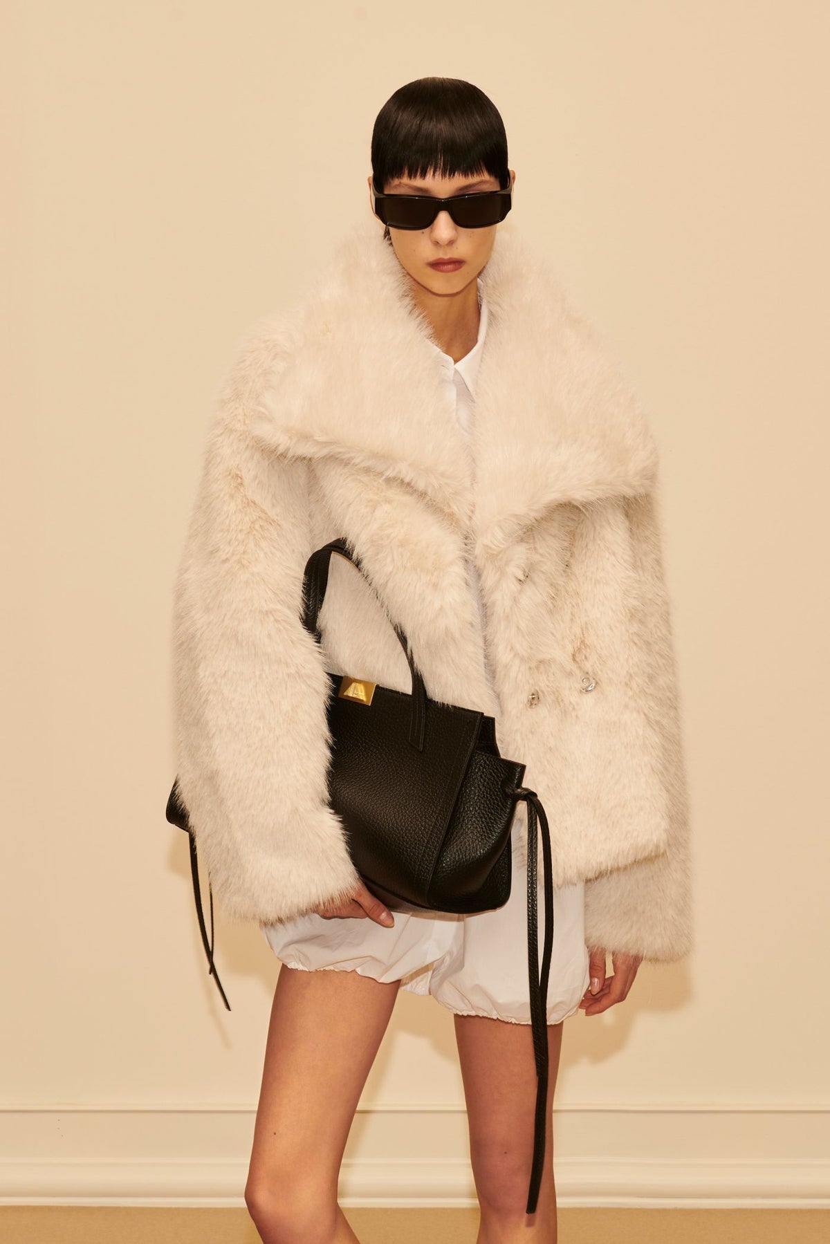 Fur Milly AniyeBy