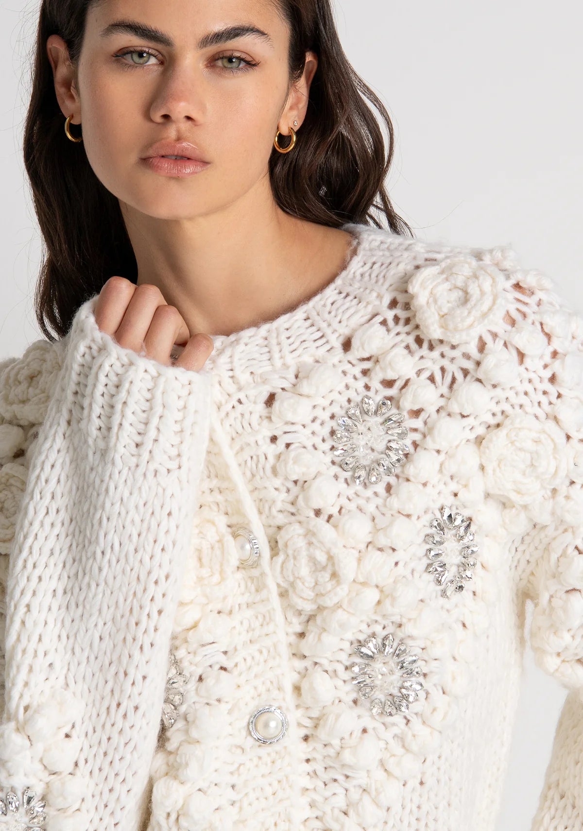 Cardigan regular con punto 3D e applicazioni gioiello Fracomina