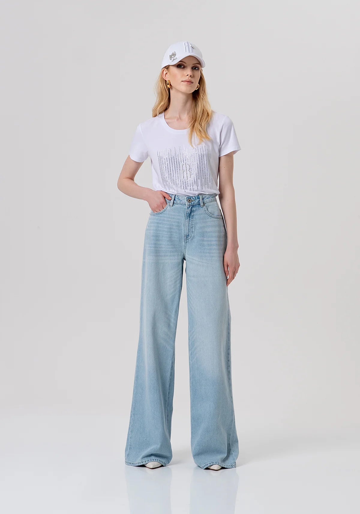Jeans flare in denim con bleached Fracomina