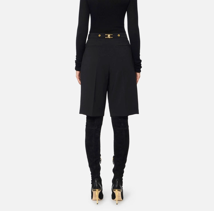 Bermuda in crêpe con accessorio gioiello PA09856E2 Elisabetta Franchi